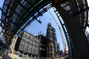 中海油舟山石化產(chǎn)品升級改造項目轉(zhuǎn)入工藝管線安裝